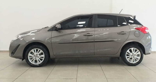 Imagem 3 de 11 de Toyota Yaris 1.3 16v Flex Xl Live Multidrive