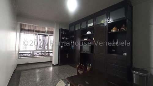 Bonito Y Cómodo Apartamento En Venta En Santa Mónica - Jca