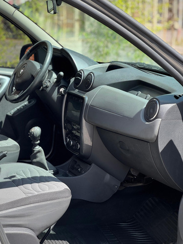 Renault Duster 2.0 4x2 Luxe Nav 138cv