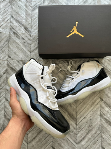 Jordan 11 Gratitude Blanco Talla 26