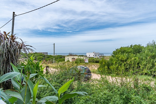 Imagen 22 de 27 de Venta De Complejo De 3 Bungalows Con Vista Al Mar En Ocean Park