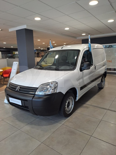 Imagen 24 de 25 de Citroen Berlingo Furgón Hdi 0km - Darc Autos