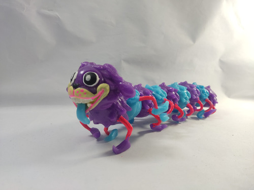 Juguete Huggy Pj Pug Perro Oruga Azul Poppy Proyect Playtime