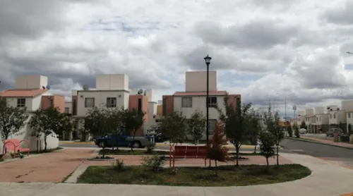 Casa En Venta En Paseos De La Plata Pachuca Hidalgo Bd16*