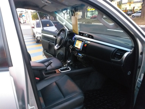 Imagem 9 de 11 de Toyota Hilux 2018 2.8 Tdi Srv Cab. Dupla 4x4 Aut. 4p