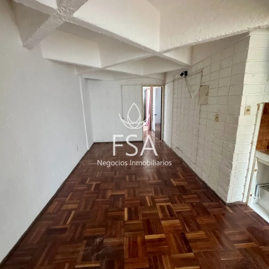 Alquiler Apartamento 1 Dormitorio 2 Patio Centro Montevideo E · Foto 4