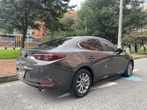 Mazda 3 2.0 Touring AT full equipo