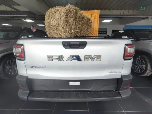 RAM 700 SLT