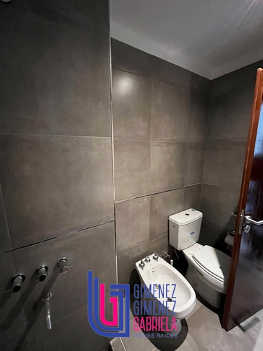 Venta De Departamento Dos Dormitorios Calle 54 E/ 23 Y 24