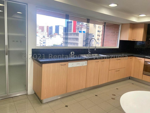 Imagen 3 de 21 de Apto En Venta En Campo Alegre 21-26936 Carolina Fermoso 0424 2083128