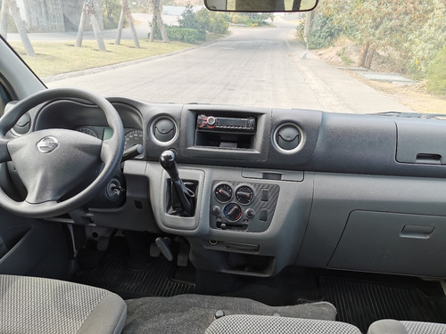 Imagen 9 de 13 de Nissan Urvan 2019 Ventanas Amplia