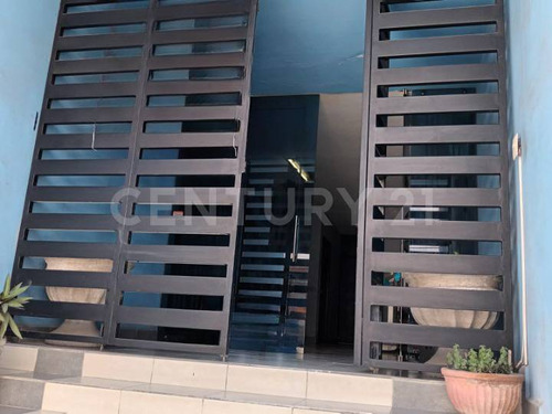 Oficina En Venta En Col. Mitras Centro En Monterrey