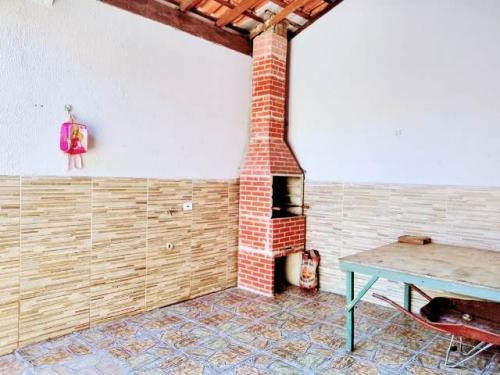 Imagem 5 de 14 de Casa Com Financiamento Bancário, 500 Mts Do Mar, 06 Vagas.