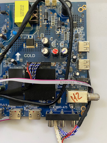 El Mt6683 A75 Tarjeta Mainboard Sansui Smx32p23nf Serie 049 (Usado)