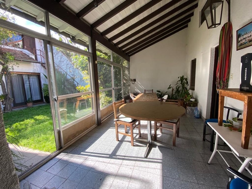Imagen 1 de 30 de Casa Chalet Venta Necochea 1100 Ramos Mejia Lote 323 M2
