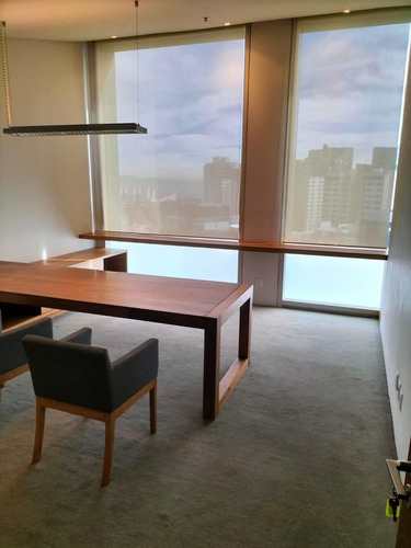 Renta Oficina 694 M2 Paseo De Los Laureles Bosques De Las Lomas
