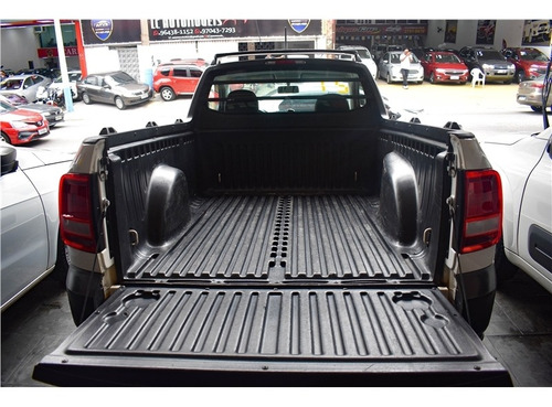 Imagem 4 de 12 de Volkswagen Saveiro 1.6 Msi Trendline Cs 8v Flex 2p Manual