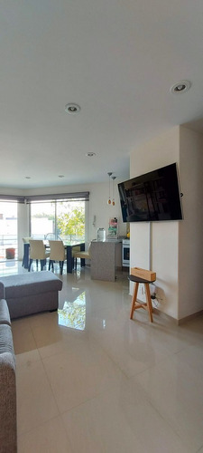 Imagen 9 de 26 de Venta Departamento Con Roof Privado Y Dos Balcones En Porta