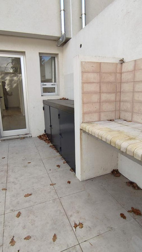 Imagen 11 de 20 de Venta Duplex 3 Dormitorios En City Bell. 460 Y 21c