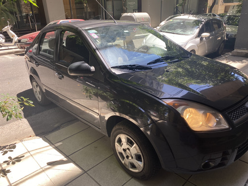 Ford Fiesta Max 1.6 Ambiente