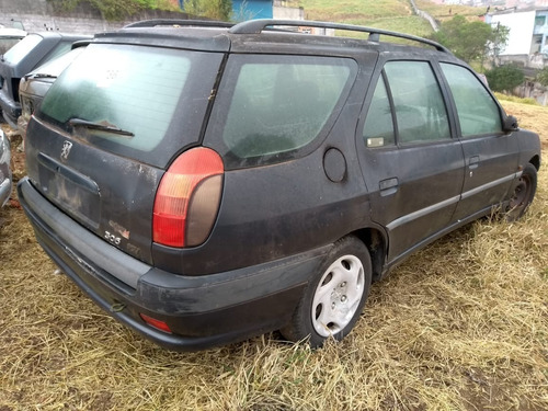 Imagem 2 de 5 de Peugeot 306 Sw 1.8 16v 1999 Sucata Somente Peças