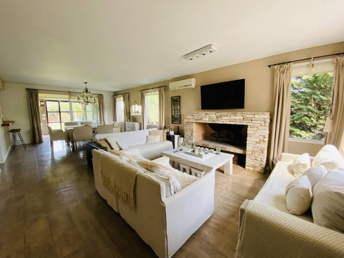 Casa En Venta Ubicado En Santa Teresa, Villanueva (tigre)