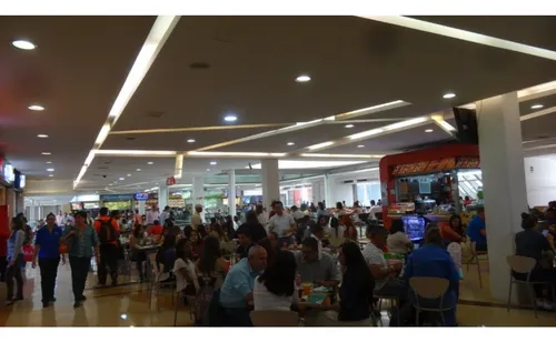 Ll-13 Local Zona De Comidas Camino Real (sector Oriental Con Playa)