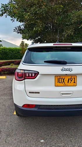 Jeep Compass 2.4 4X2 Longitude At