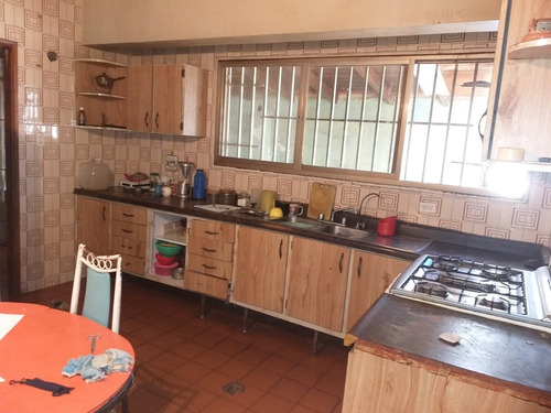 Imagen 9 de 12 de Venta De Terreno Con Casa Barcelona El Recreo