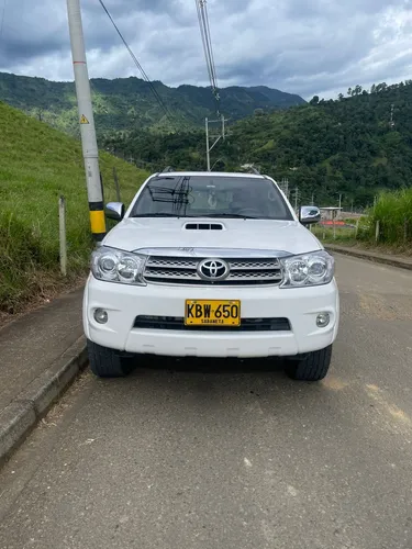 Toyota Fortuner 3.0 Sr5