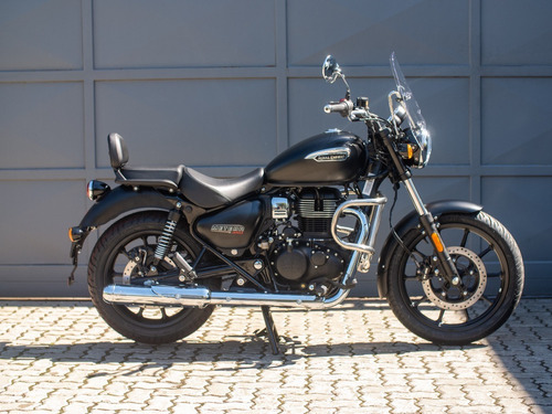 Imagen 5 de 25 de Royal Enfield Meteor 350 Stellar Black Financia Ya