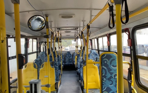 Imagem 11 de 13 de Onibus 2010 Mercedes Carroceria Caio, Sedevel Ribeirão
