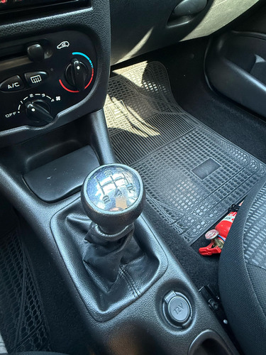 Peugeot 207 1.4 Active 75cv