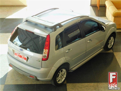 Imagem 10 de 10 de Ford Fiesta Trail 1.6 8v Flex 5p
