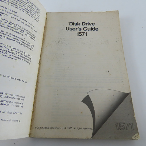 L2316 Commodore 1571 Disk Drive Users Guide (Usado)