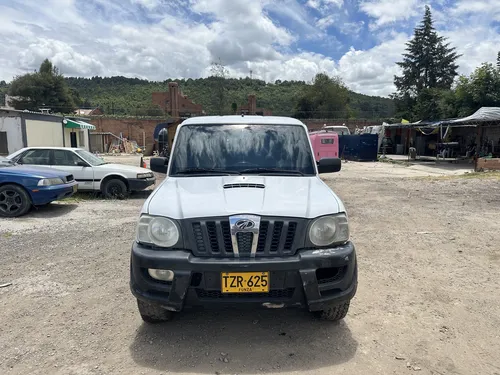 Mahindra Pik-Up 2.2 116 hp 4x4