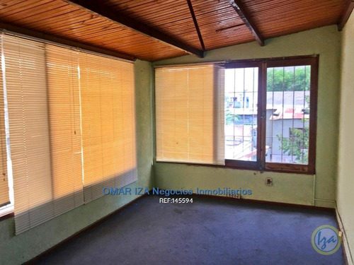 Iza. Venta Local Industrial Sobre General Flores