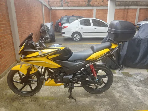 Honda Cbf125 Poco Uso, Con Alarma, Cuidada