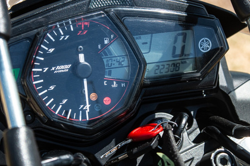 Impecable Cubiertas Diablo Ll Baul Givi Escape Parabri