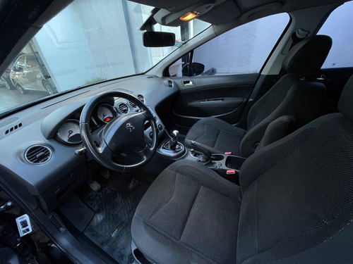Imagen 6 de 8 de Peugeot 408 2011 2.0 Allure 143cv