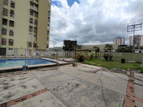 Imagen 19 de 23 de Apartamento En Venta Urb. San Pablo Lc#23-3027