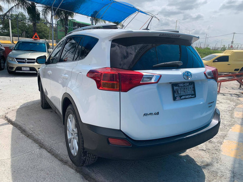 Imagen 11 de 15 de Toyota Rav4 2013 2.5 Limited Platinum Mt
