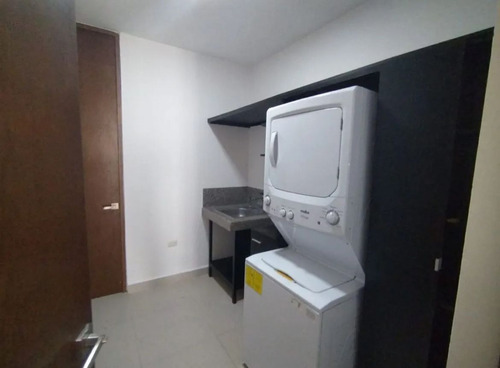 Casa En Renta En Temozon, Privada Tanaj