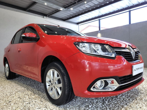 Imagen 4 de 16 de Renault Logan Privilege Full 1.6n | 2018