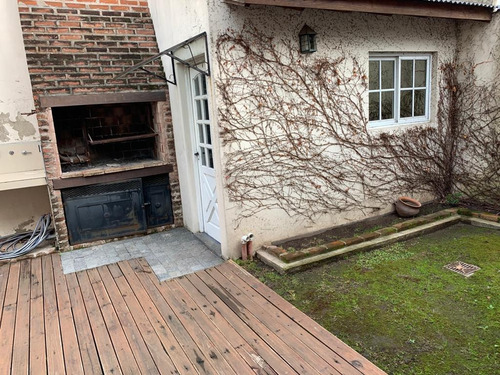 Imagen 5 de 10 de Venta- Re Tasada! Bajo El Precio Casa Con Pileta Y Parrilla!
