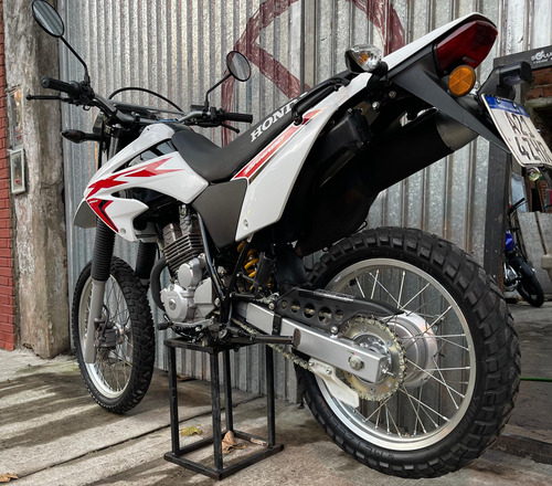 Honda Tornado 250 En Excelente Estado, Precio Charlable