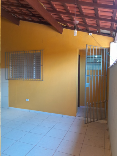 Casa Com Dois Quartos Mais Edicula Ilha Comprida Mobiliada