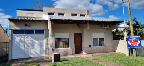 Alquiler Temporal En Colon Entre Rios. Casa 3 Habitaciones 