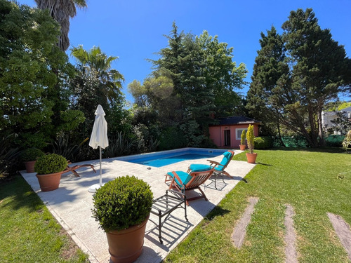 Chalet De Categoría En Country Club Los Cardales