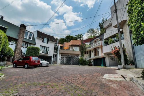 Imagen 26 de 27 de Casa En Venta Calle Cerrada, Exclusiva Zona Residencial, Lom